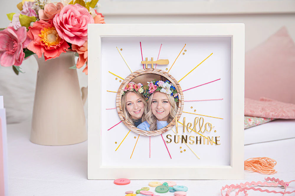 Sizzix Bigz Die - Embroidery Hoop by Eileen Hull - Image 3